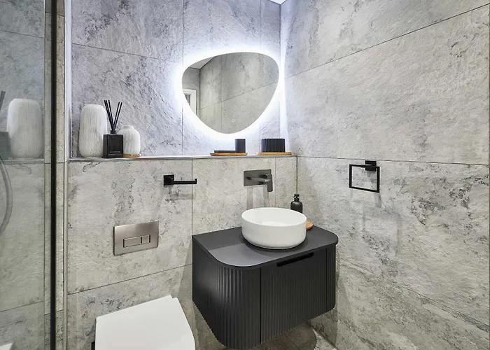 Apartment Host&stay - Freshwater View